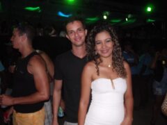 Oktober 10 Anos